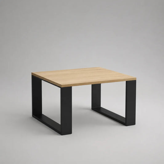 Tavolo basso quadrato in rovere effetto pannello di particelle melamine e acciaio nero, 70 × 70 × 45 cm